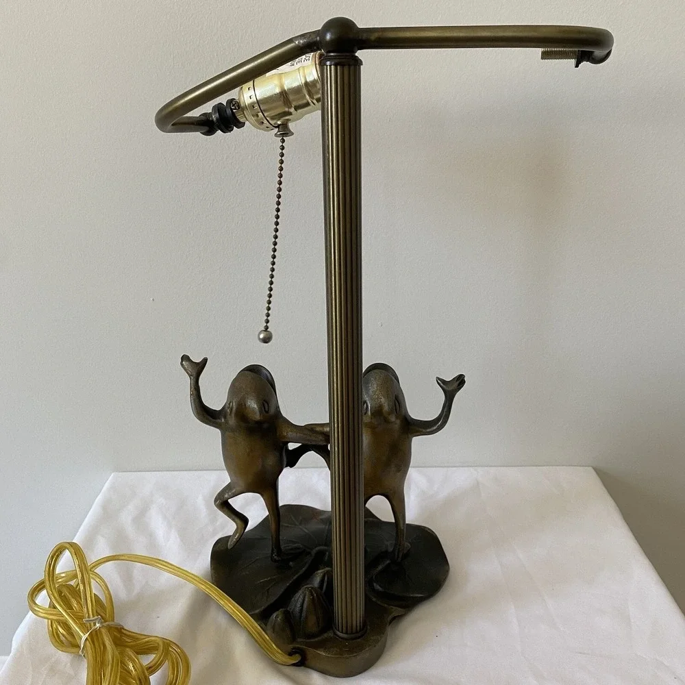 Vintage Dancing Frogs Bronze Cast Metal Table Lamp